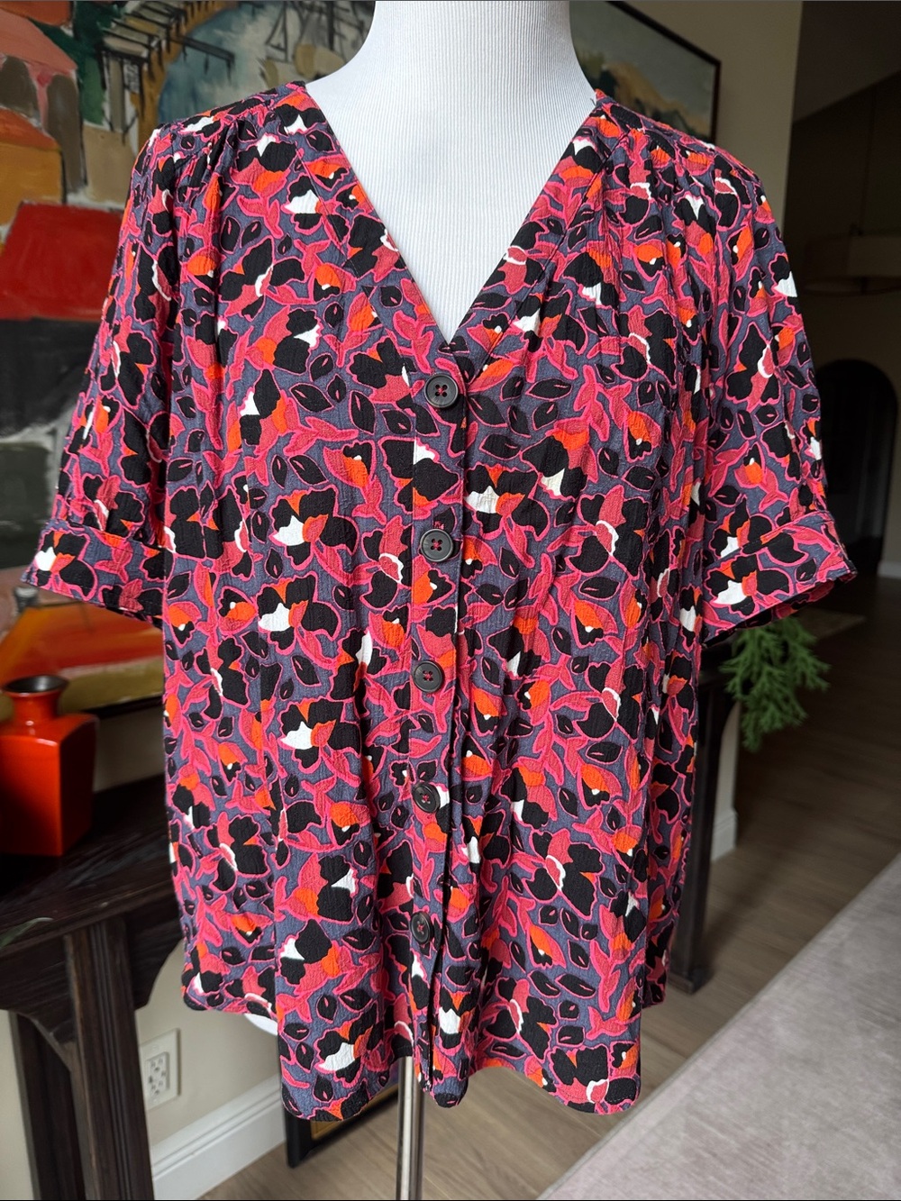 Anthropologie Maeve Floral V-Neck Button Front Top - Pink Red Black